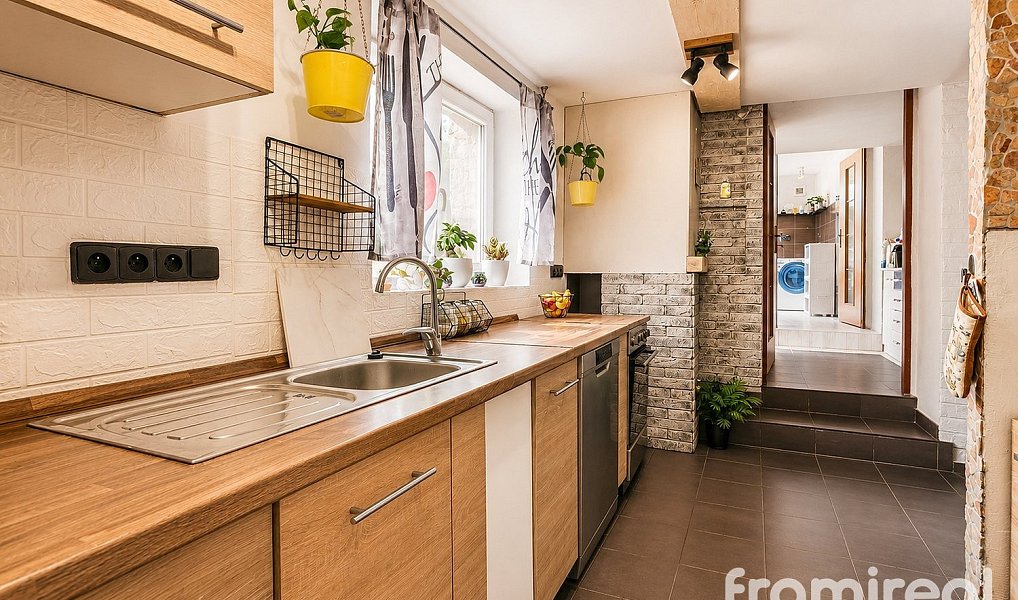 Prodej domu 243 m² s pozemkem 237 m², Bučovice – náhled fotky 6