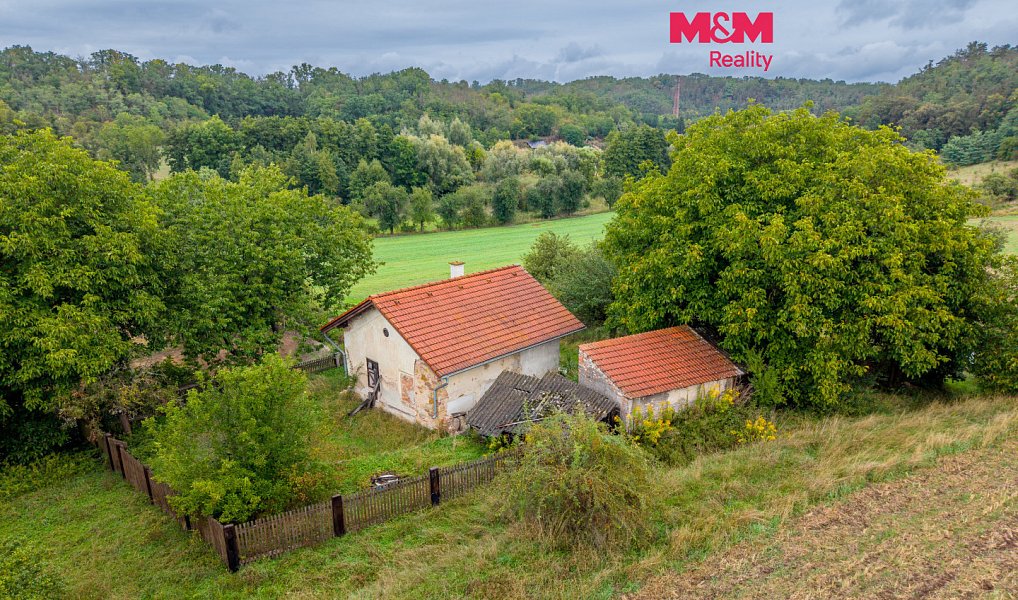 Prodej domu 33 m² s pozemkem 610 m², Koleč – fotka 1 z 11