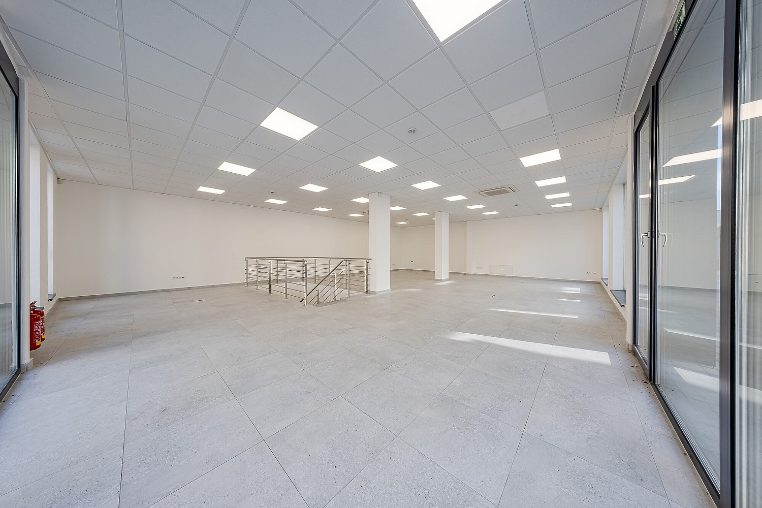 Pronájem obchodních prostor 137 m², Uherský Brod