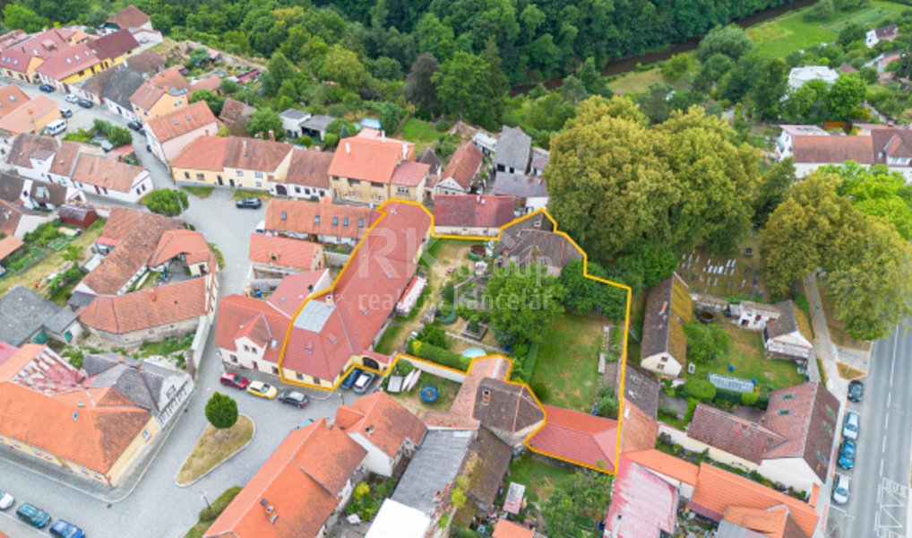 Prodej domu 1 144 m² s pozemkem 1 535 m², Bechyně – fotka 1 z 31