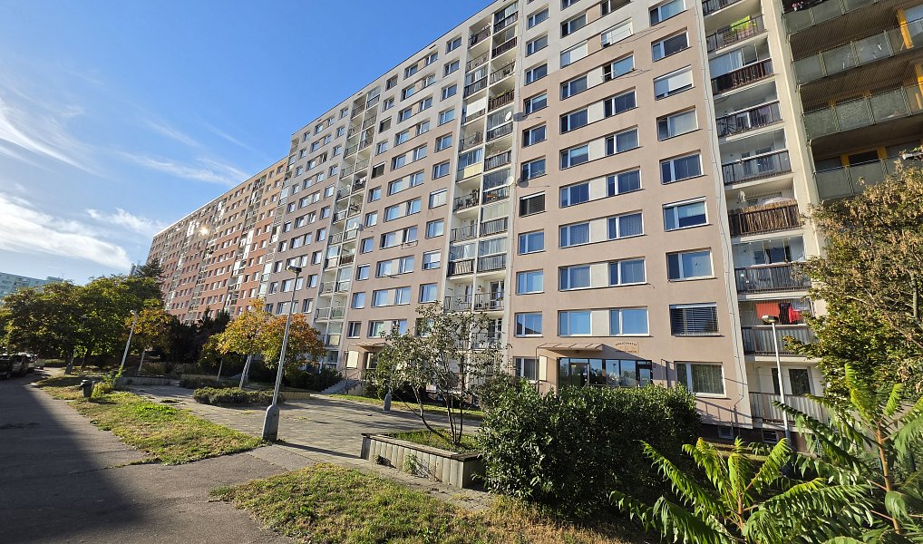 Prodej bytu 3+1, 75 m², Háje - Praha 11, Praha