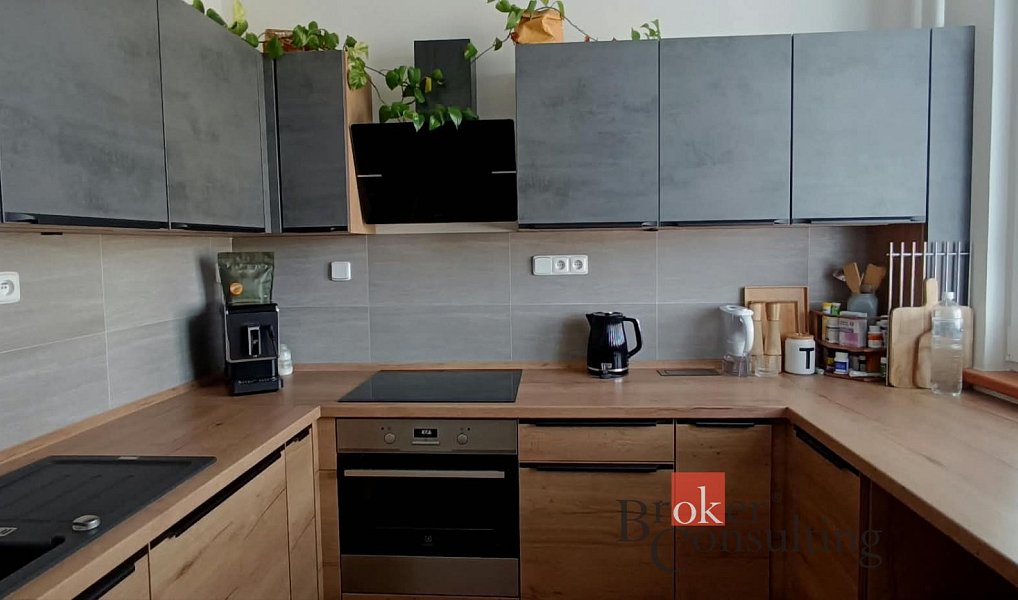 Pronájem bytu 3+1 73 m², Opava – fotka 1 z 22