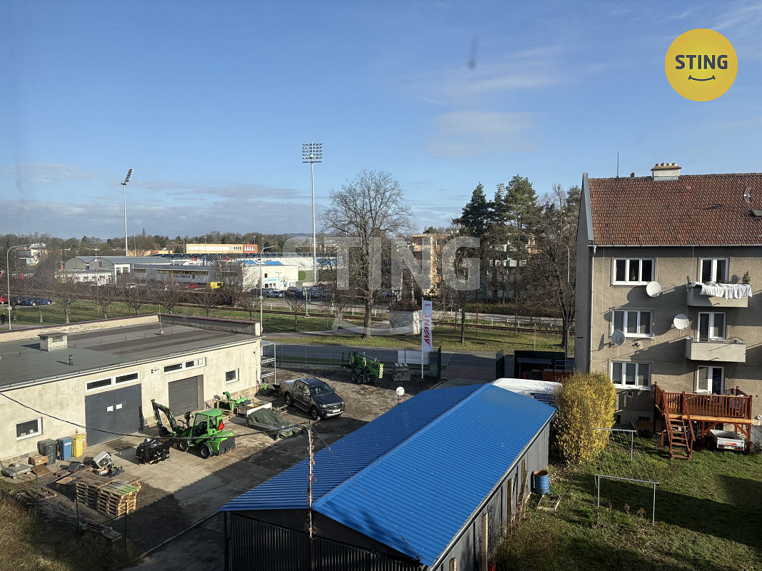Pronájem výrobních prostor 128 m² – pohled 6