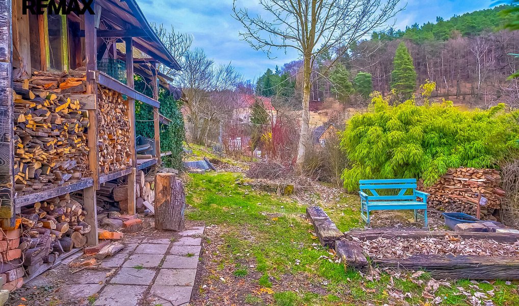 Prodej stavebního pozemku 1 240 m², Děčín – náhled fotky 2