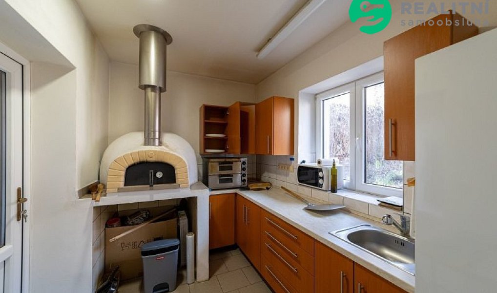 Prodej ubytovacího objektu 340 m², Brandýs nad Orlicí – náhled fotky 10