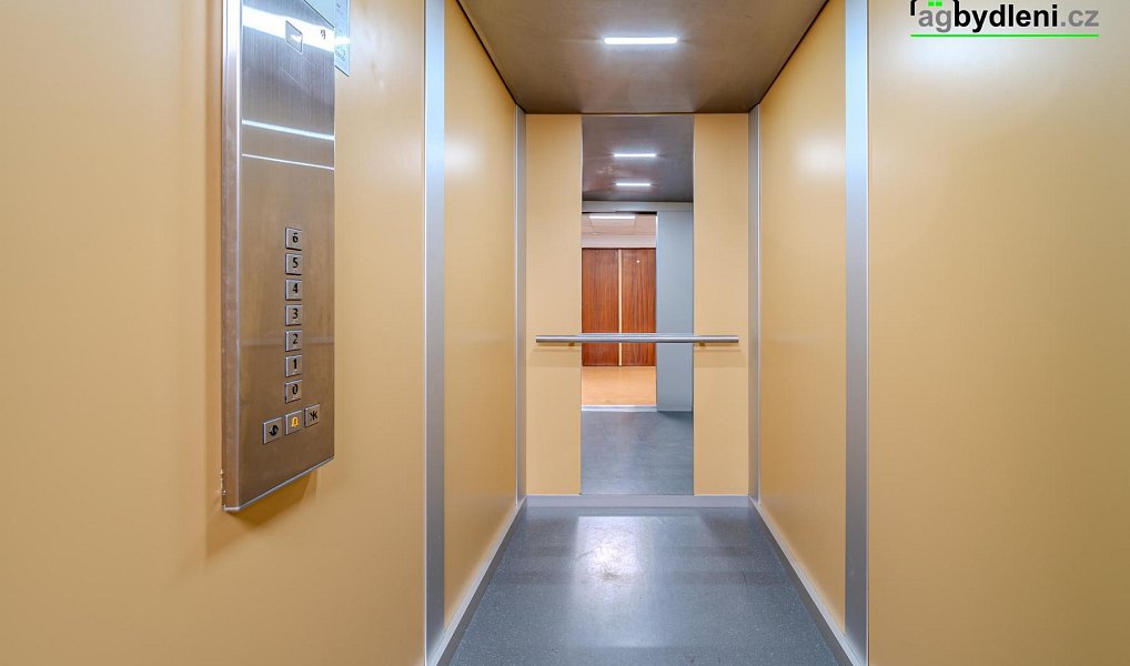 Prodej bytu 1+1 32 m², Klatovy – náhled fotky 7