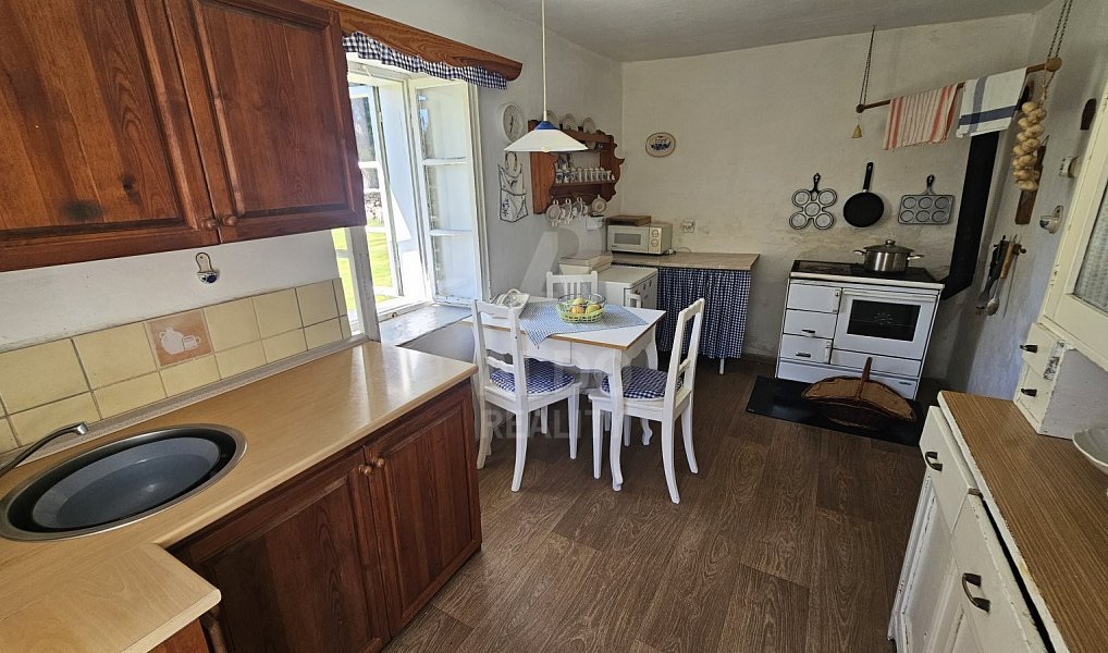 Prodej chaty/chalupy 100 m² s pozemkem 841 m², Nová Pec – náhled fotky 9