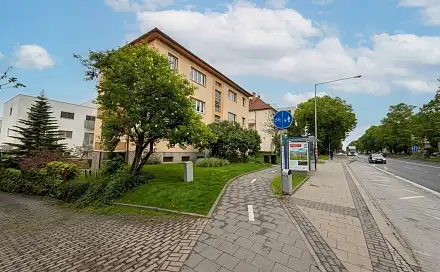 Pronájem bytu 2+1 68 m², třída Tomáše Bati, Zlín