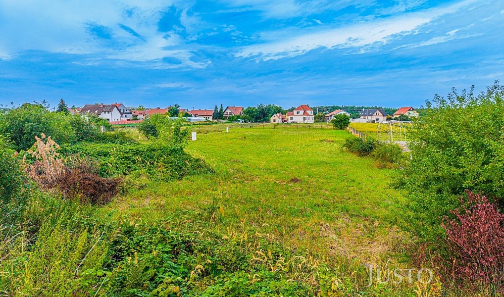 Prodej stavebního pozemku 866 m², Dřísy – náhled fotky 3