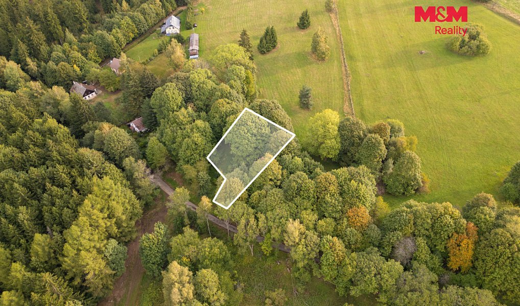 Prodej stavebního pozemku 739 m², Lesná – náhled fotky 14