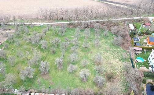 Prodej stavebního pozemku 750 m²