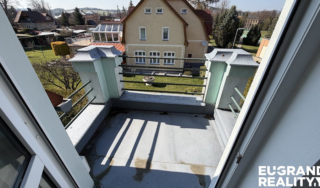 Prodej domu 98 m² s pozemkem 531 m², Šluknov – náhled fotky 29