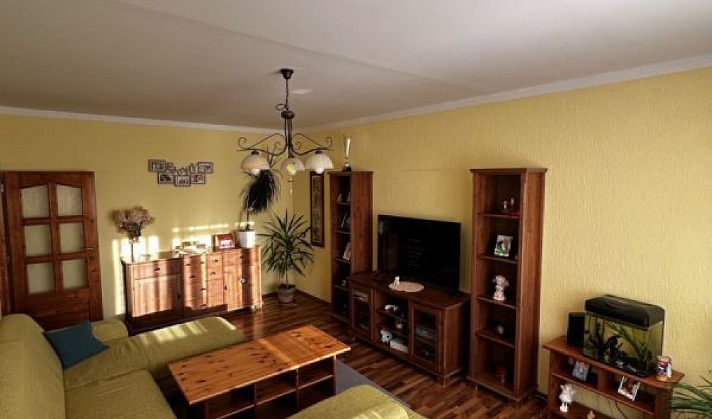 Prodej bytu 3+1 75 m², Tachov – náhled fotky 2