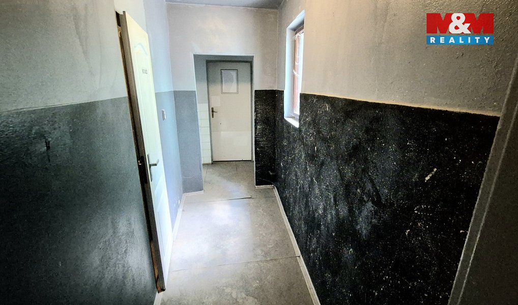 Pronájem obchodních prostor 157 m², Kladno – náhled fotky 13
