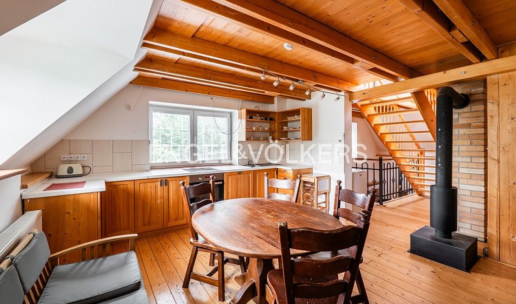 Pronájem domu 242 m² s pozemkem 574 m², Běloky – náhled fotky 9