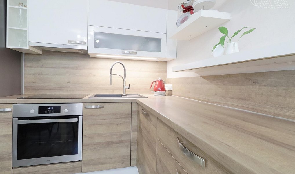 Prodej bytu 2+kk 43 m², Praha – náhled fotky 4
