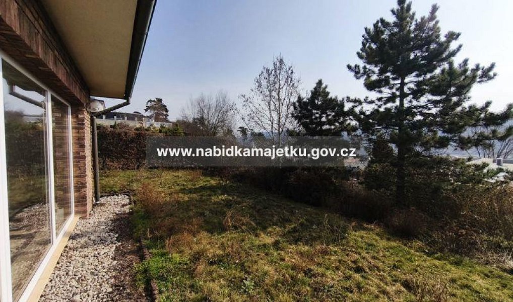 Prodej domu 265 m² s pozemkem 1 080 m², Králův Dvůr – náhled fotky 7