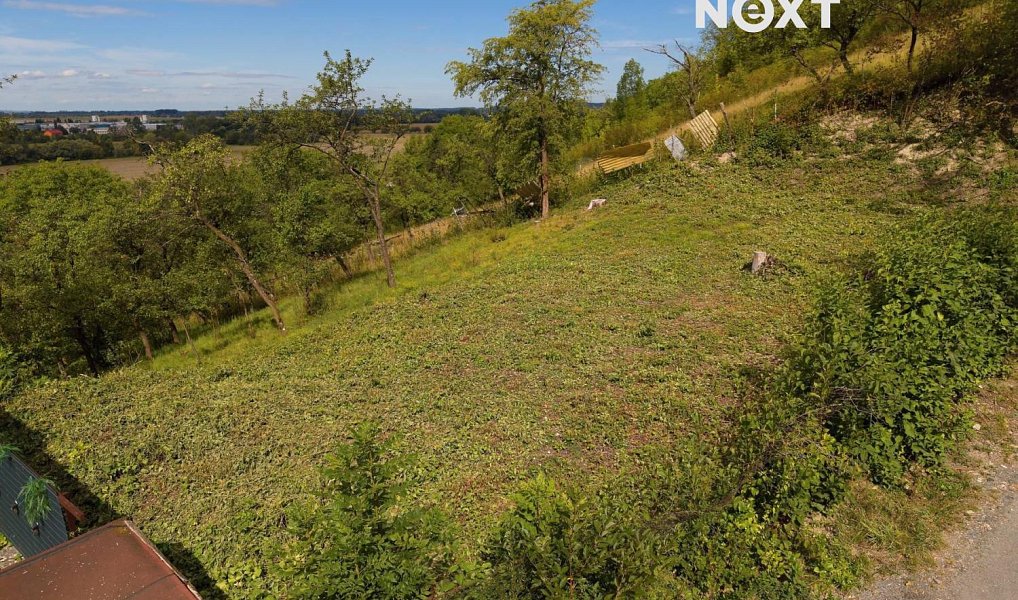 Prodej stavebního pozemku 1 095 m², Vinaře – náhled fotky 4