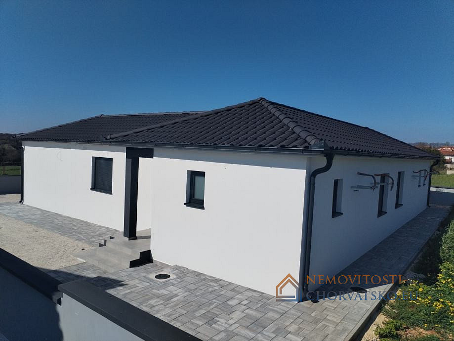 Prodej domu 125 m² s pozemkem 125 m² - Aanzicht 4