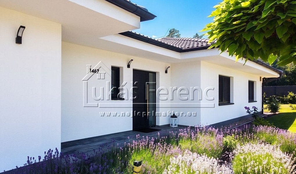 Prodej domu 221 m² s pozemkem 1 950 m², Unhošť – náhled fotky 2