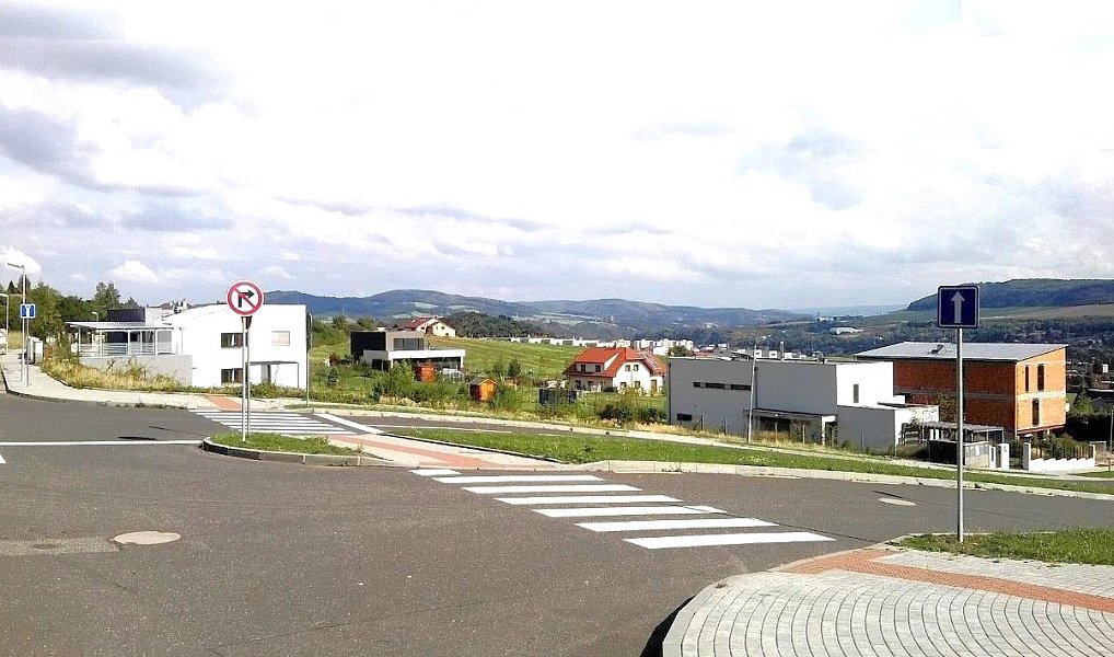 Pronájem stavebního pozemku 1 116 m², Beroun – náhled fotky 4