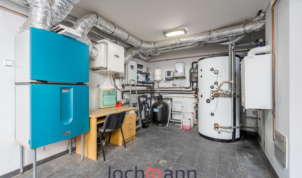 Prodej domu 274 m² s pozemkem 1 138 m², Rudolfov – náhled fotky 19