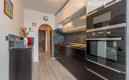 Prodej bytu 3+1 69 m², náměstí Sítná, Kladno - Kročehlavy