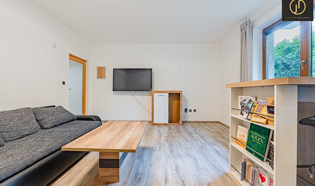 Prodej bytu 2+kk 53 m², Praha – náhled fotky 7