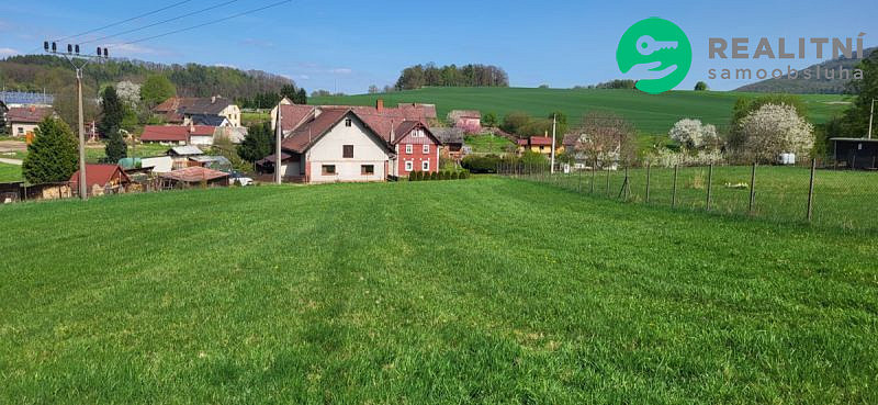 Prodej stavebního pozemku 1 800 m²