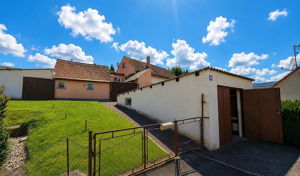 Prodej domu 183 m² s pozemkem 1 100 m², Dačice – náhled fotky 33