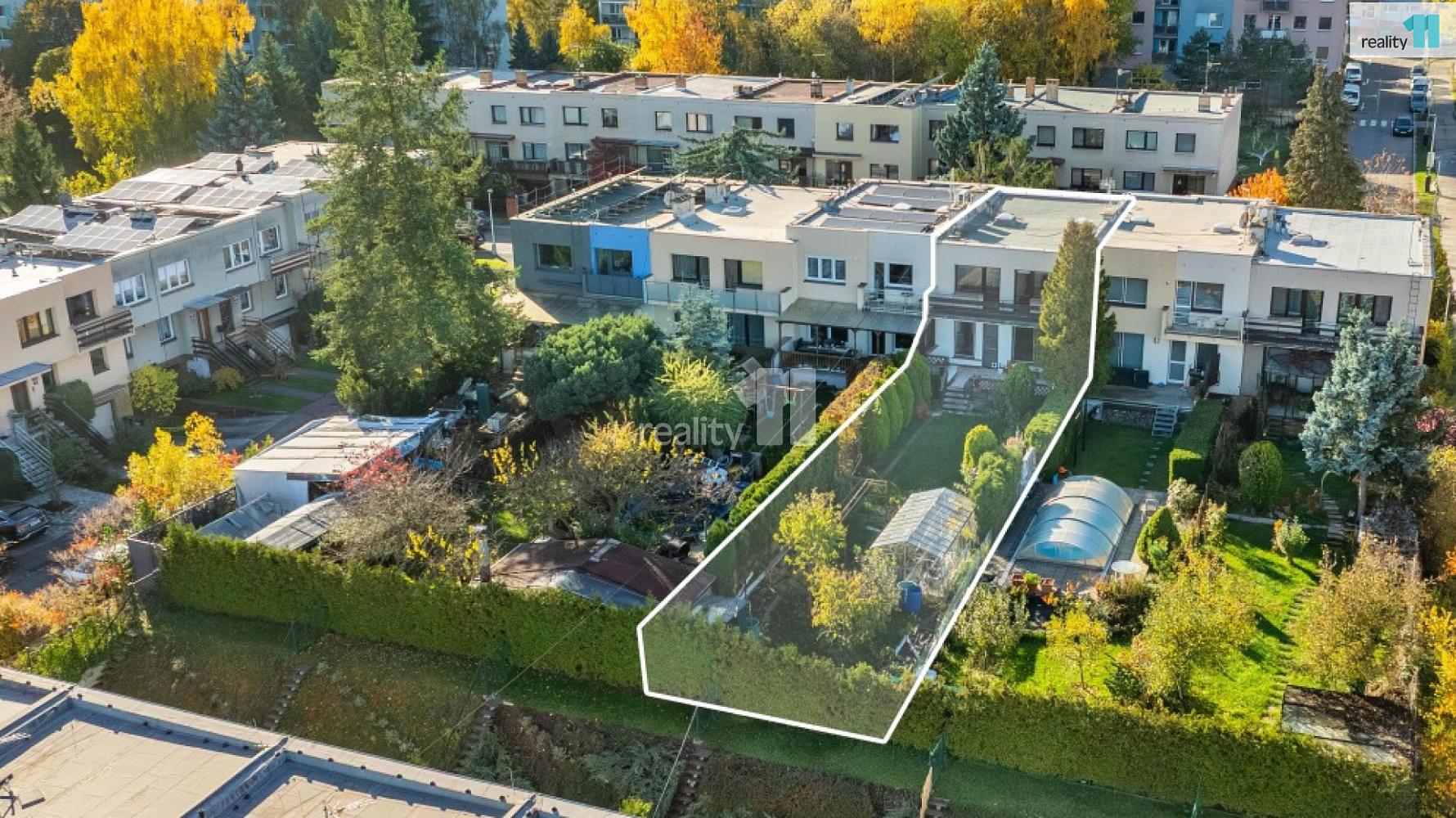 Prodej domu 226 m² s pozemkem 355 m² – fotografie 2