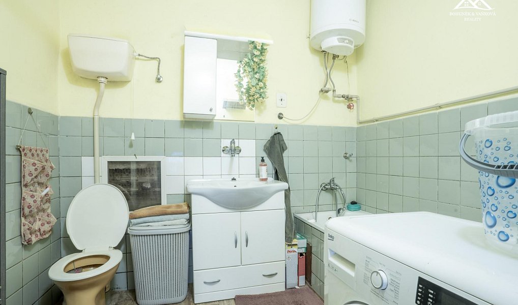 Prodej domu 580 m² s pozemkem 997 m², Skuteč – náhled fotky 14