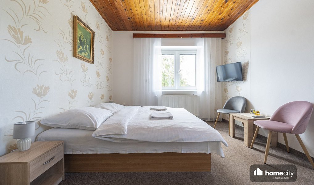 Prodej ubytovacího objektu 670 m², Hlinsko – náhled fotky 22