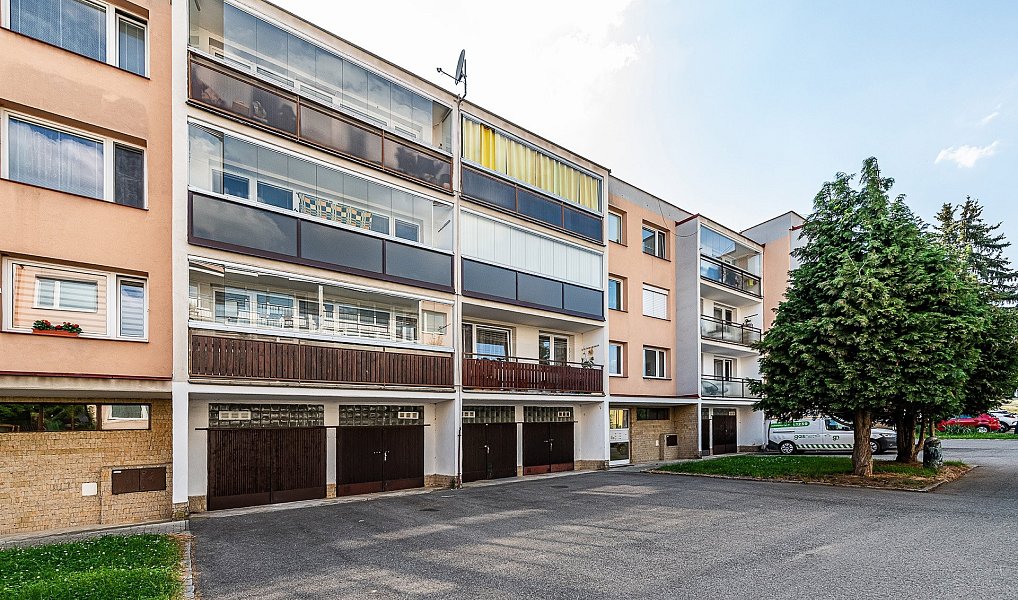 Prodej bytu 4+kk 75 m², Benešov – náhled fotky 31