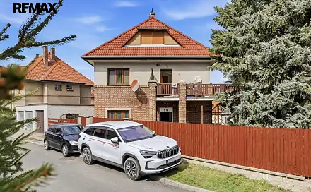 Prodej domu 107 m² s pozemkem 412 m², Nerudova, Louny