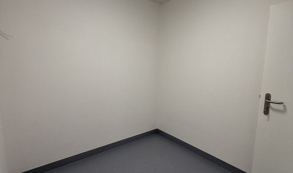 Pronájem bytu 1+kk 35 m², Praha – náhled fotky 20