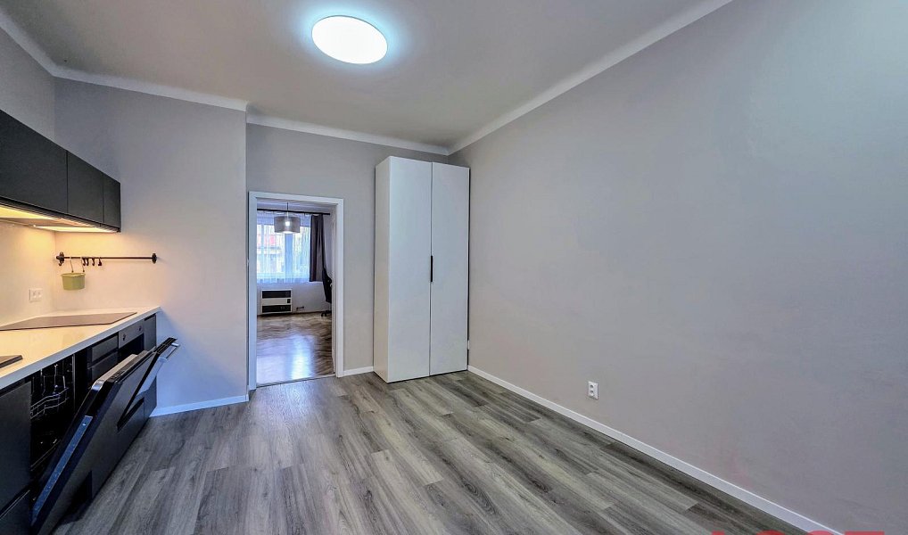 Pronájem bytu 2+kk 49 m², Praha – náhled fotky 6