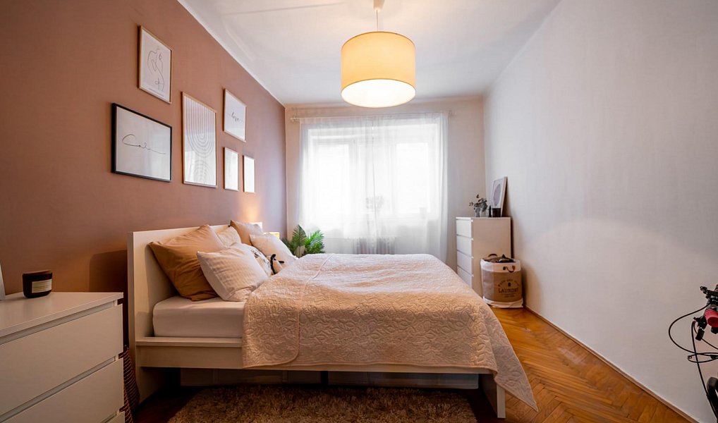 Prodej bytu 2+1 74 m², Praha – náhled fotky 22