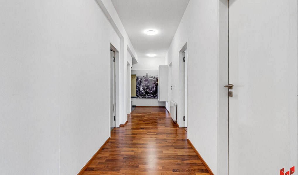 Prodej bytu 3+kk 92 m², Praha – náhled fotky 22