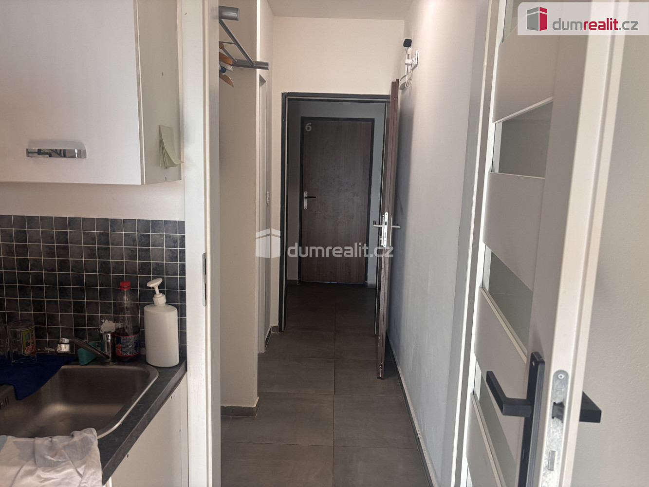 Pronájem bytu 5+kk 14 m² – fotografie 4