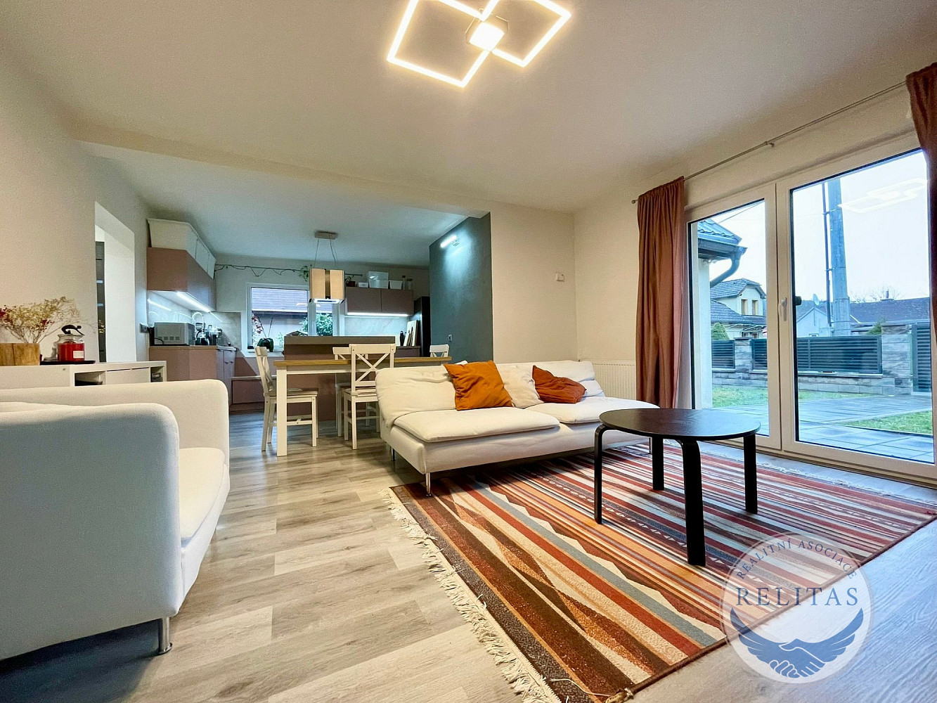 Prodej domu 115 m² s pozemkem 573 m² – fotografie 3