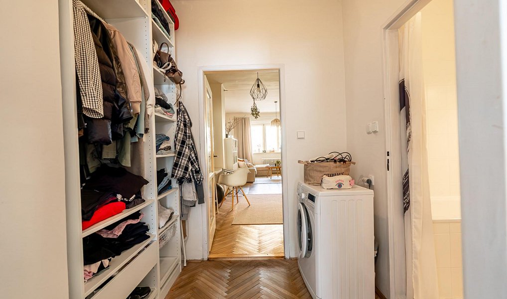Prodej bytu 2+1 74 m², Praha – náhled fotky 20