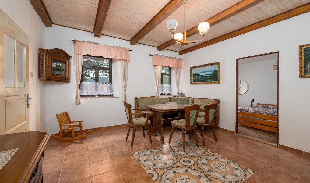 Prodej chaty/chalupy 120 m² s pozemkem 1 101 m², Rožmitál na Šumavě – náhled fotky 5