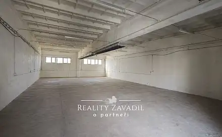 Pronájem skladovacích prostor 215 m², Čechova, Benešov