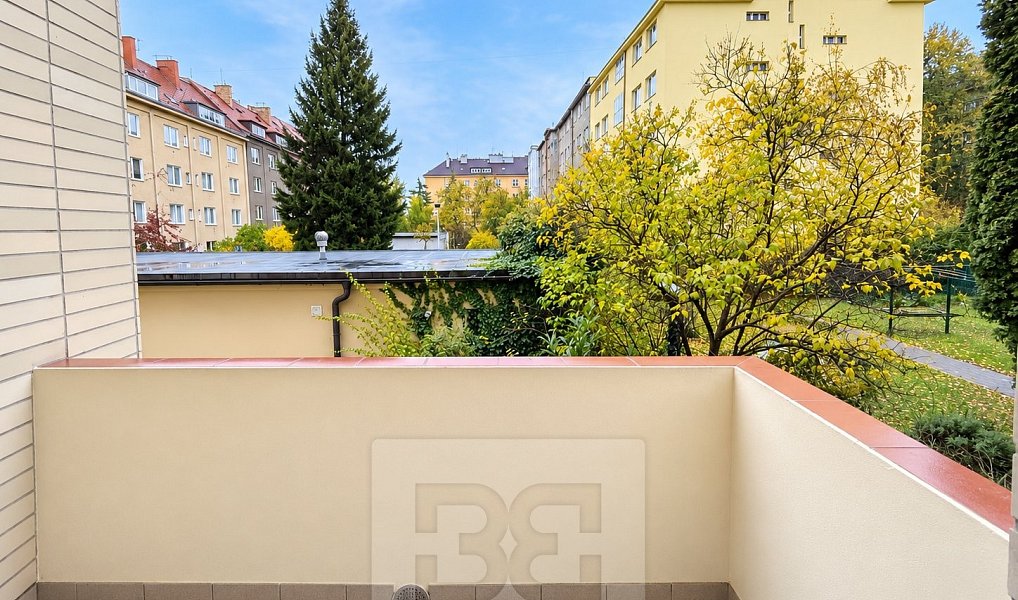 Pronájem bytu 2+1 47 m², Praha – náhled fotky 8