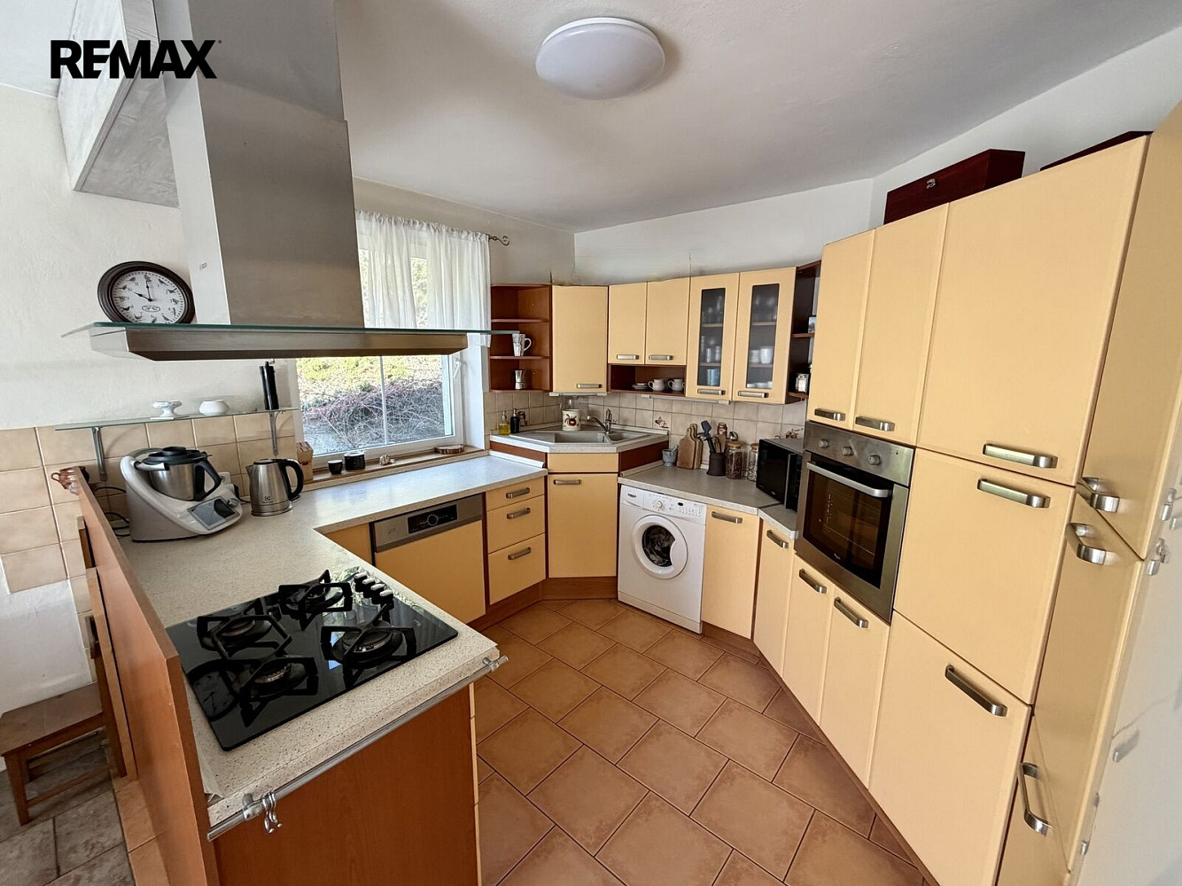 Prodej domu 306 m² s pozemkem 1 014 m²