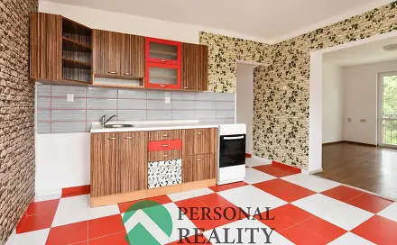 Prodej bytu 2+1 49 m², Poštovní, Horní Slavkov, okres Sokolov