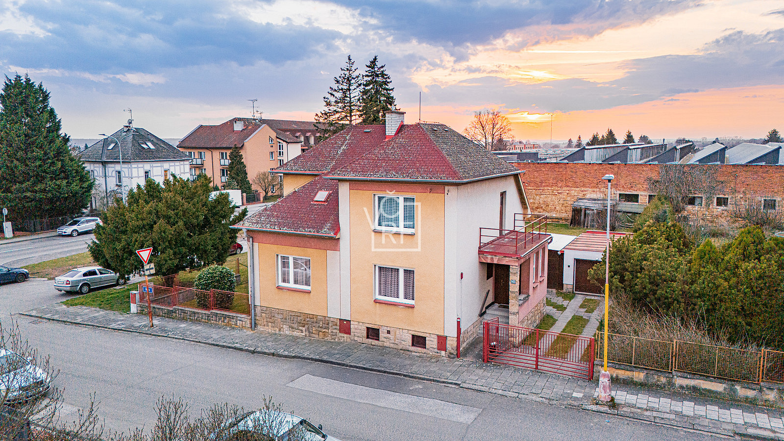 Prodej domu 200 m² s pozemkem 180 m²