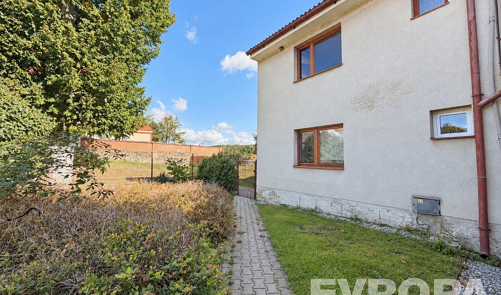 Prodej domu 205 m² s pozemkem 708 m², Lnáře – náhled fotky 22