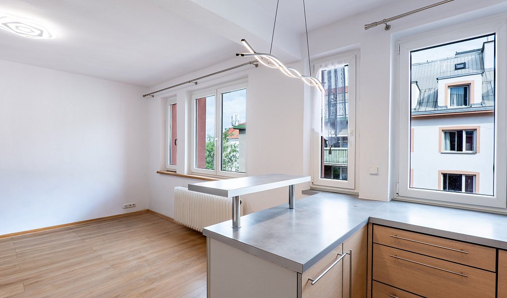 Prodej bytu 3+1 85 m², Praha – náhled fotky 7